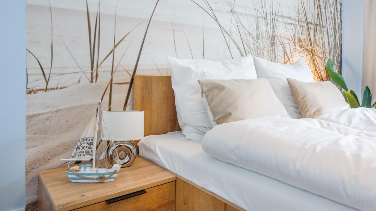 Apartament Blekitna Laguna Z Basenem - Ul Kasprowicza 20A - Holiday City Kołobrzeg Esterno foto