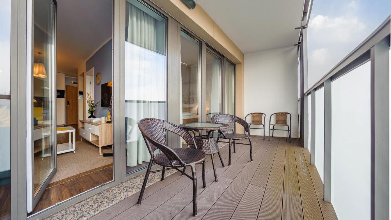 Apartament Blekitna Laguna Z Basenem - Ul Kasprowicza 20A - Holiday City Kołobrzeg Esterno foto